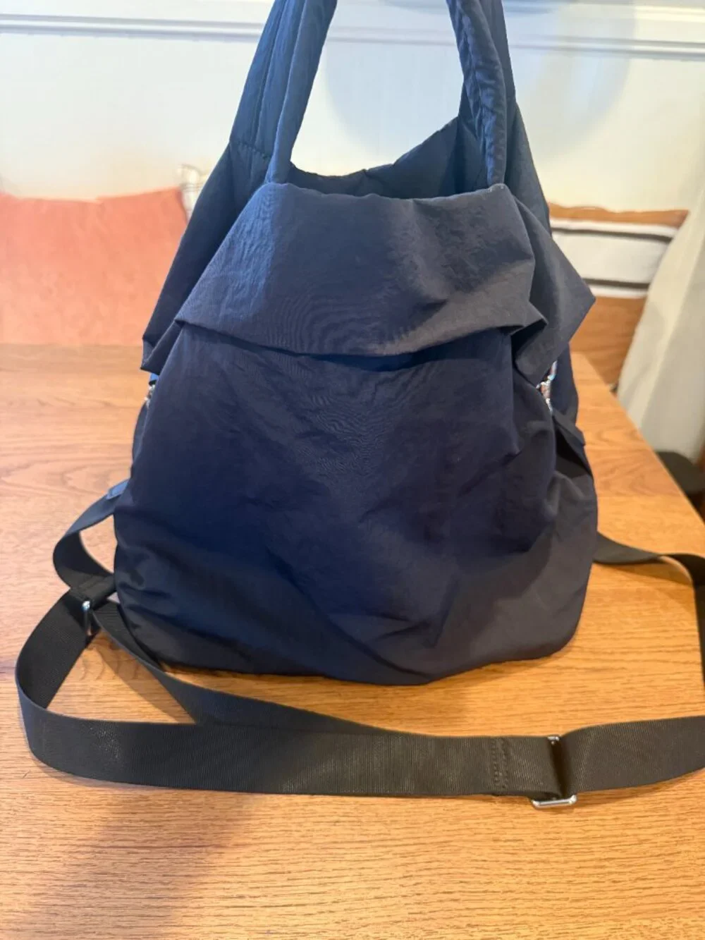 Lululemon On My Level 19L Black Crossbody Tote shoulder Bag